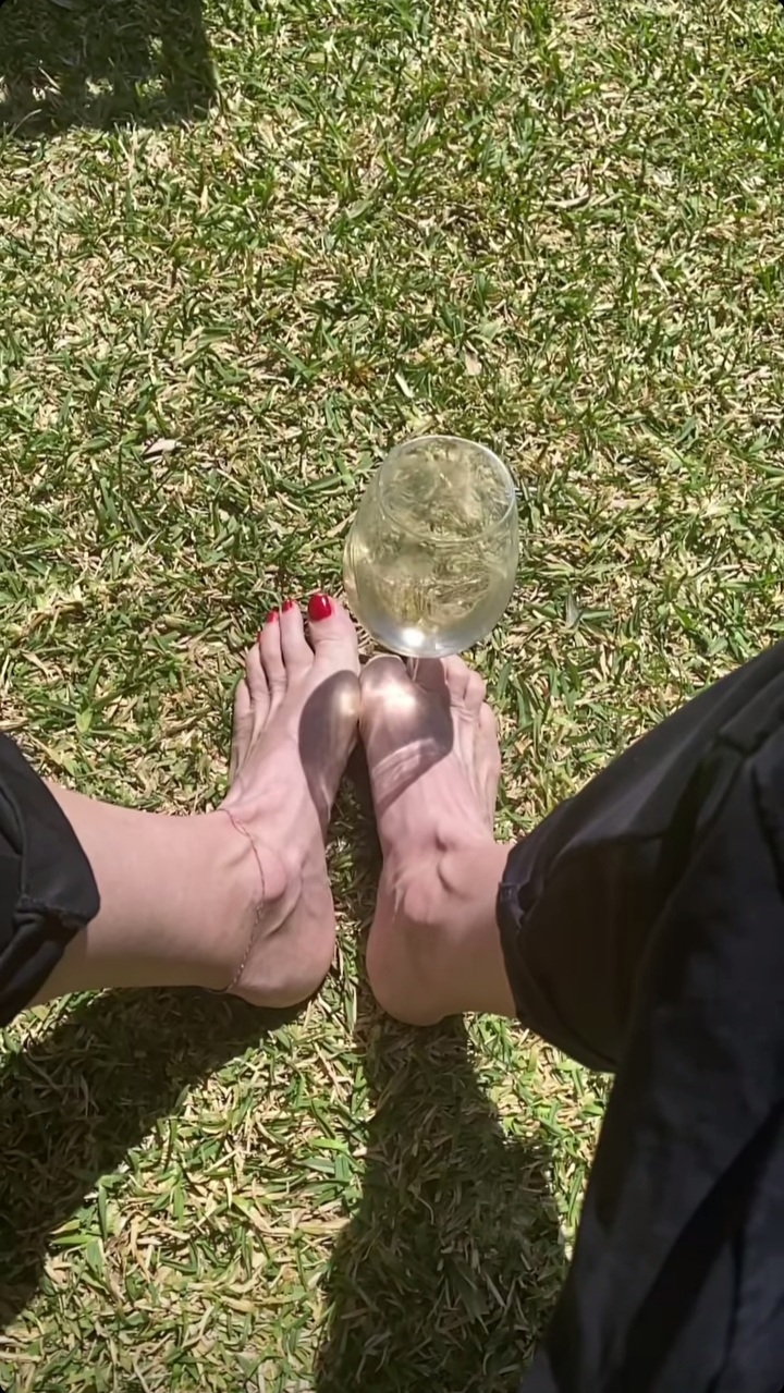 Marina La Rosa Feet